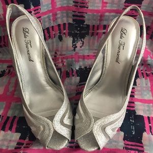 Lulu Townsend - Silver slingback